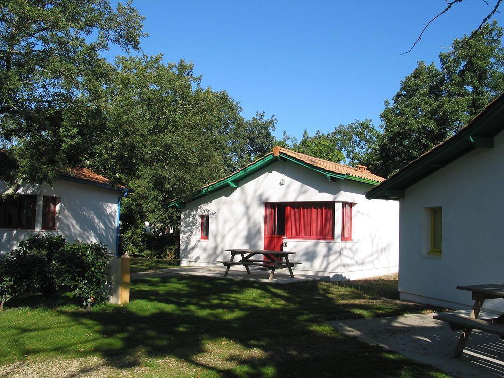 Residence Nemea Les Rives De Saint Brice Арес Екстериор снимка