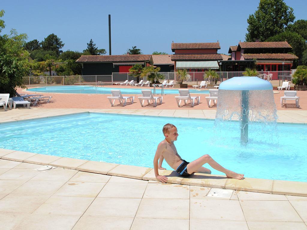 Residence Nemea Les Rives De Saint Brice Арес Екстериор снимка