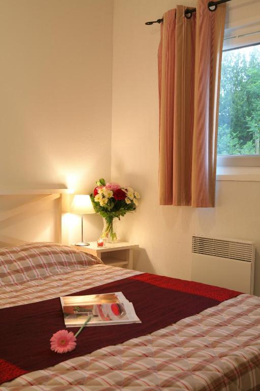Residence Nemea Les Rives De Saint Brice Арес Екстериор снимка