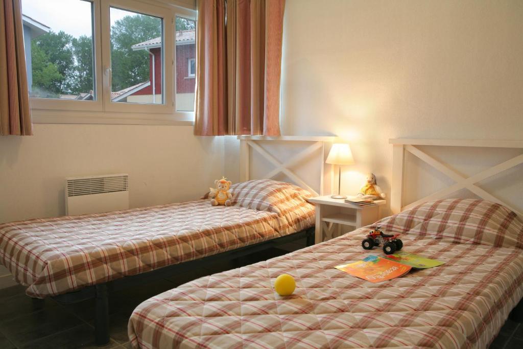 Residence Nemea Les Rives De Saint Brice Арес Екстериор снимка