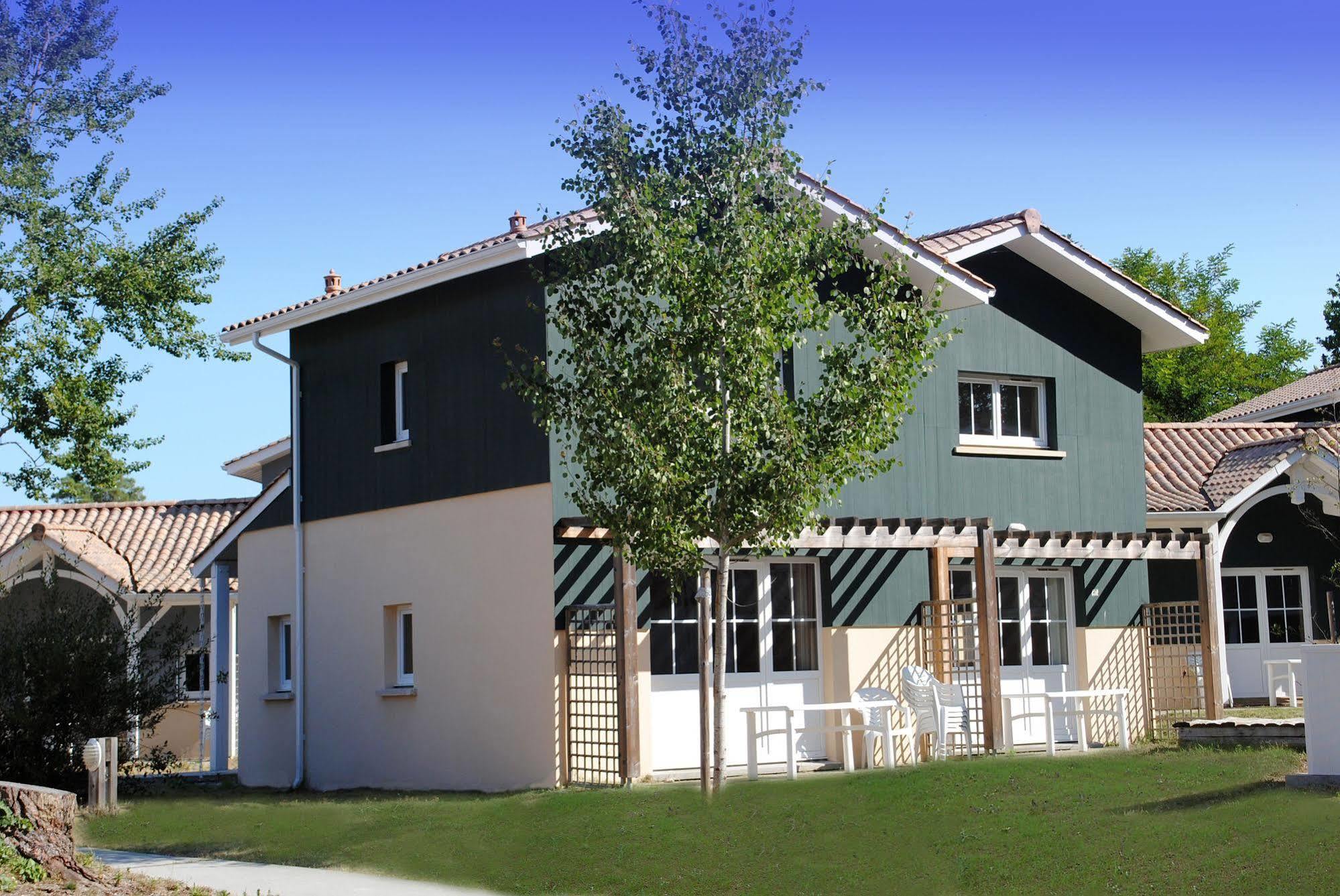 Residence Nemea Les Rives De Saint Brice Арес Екстериор снимка